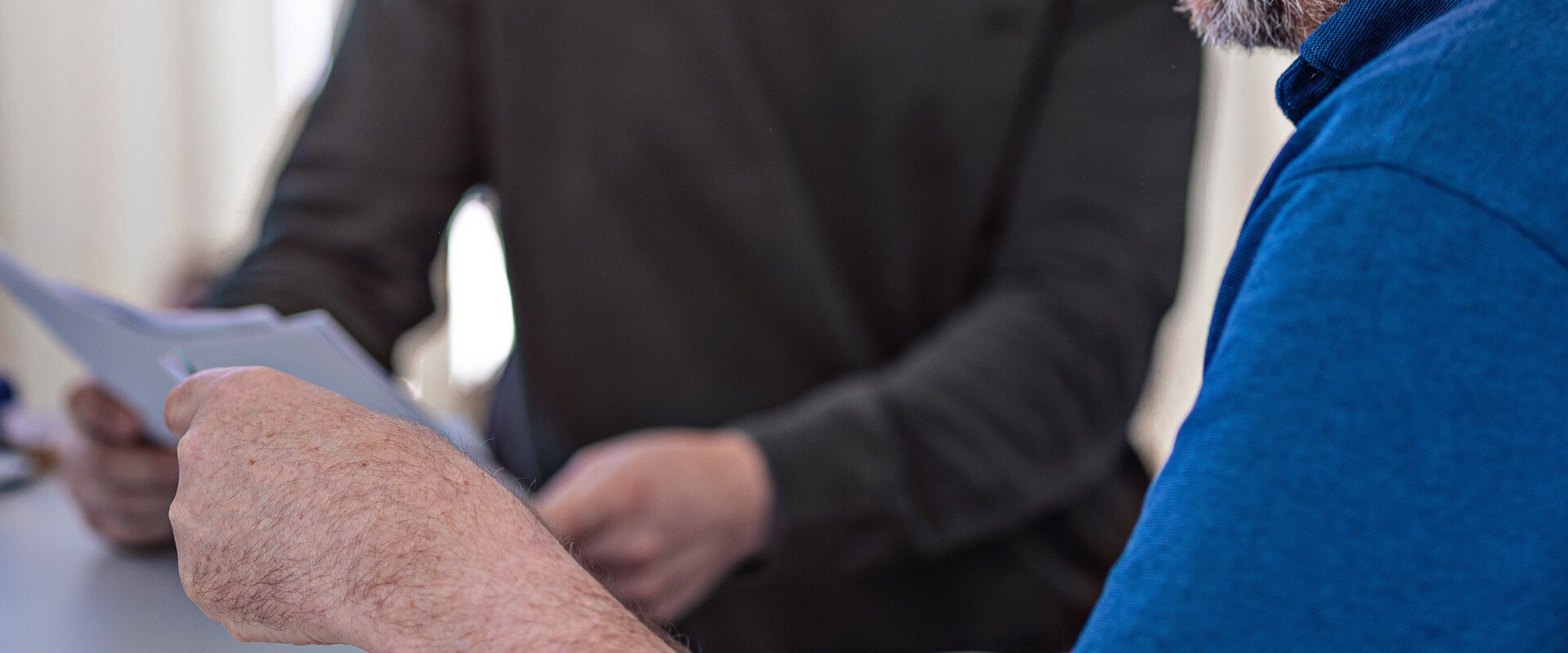 Lagermax-Mitarbeiter bei Abstimmung 