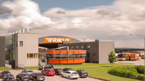 FRIKUS Firmengelände Vorderansicht.