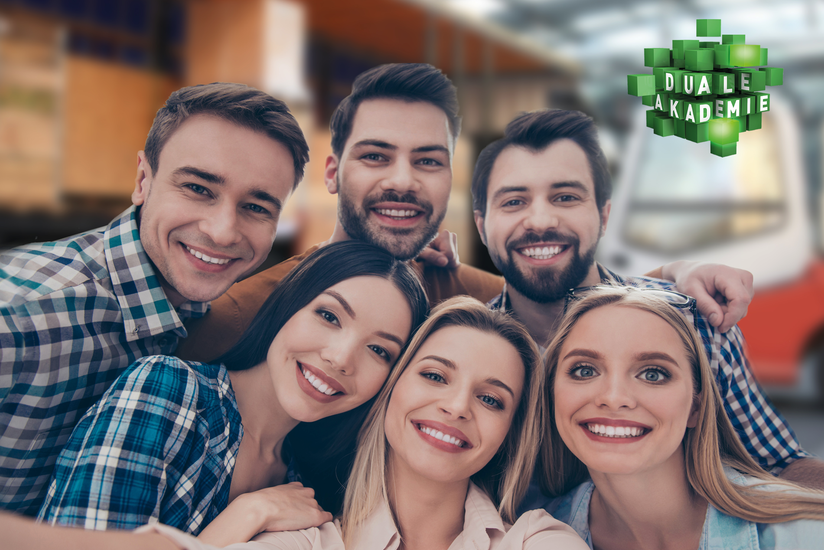 Gruppenfoto drei Männer und drei Frauen