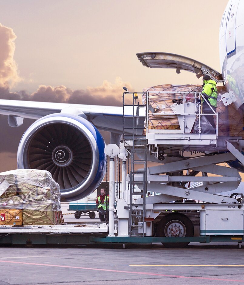 Lagermax bietet ideale Air Freight-Verbindungen und ein lückenloses Transportnetz.