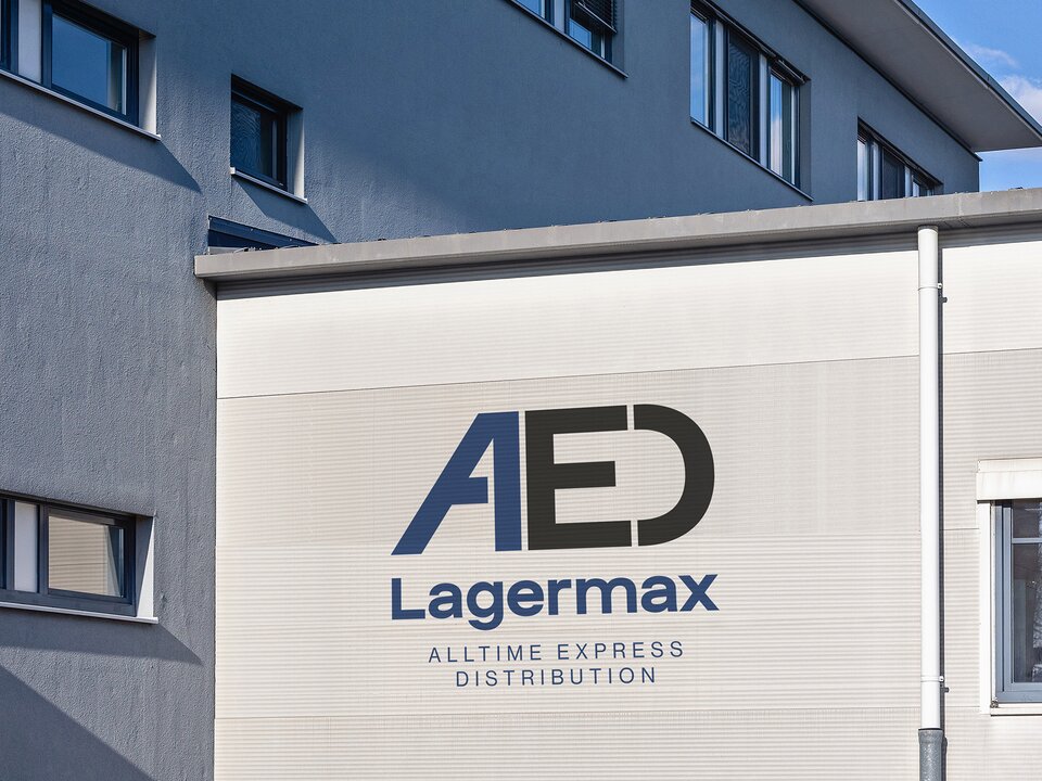 Die AED Zentrale mit ausgeschriebenem Logo der Alltime Express Distribution