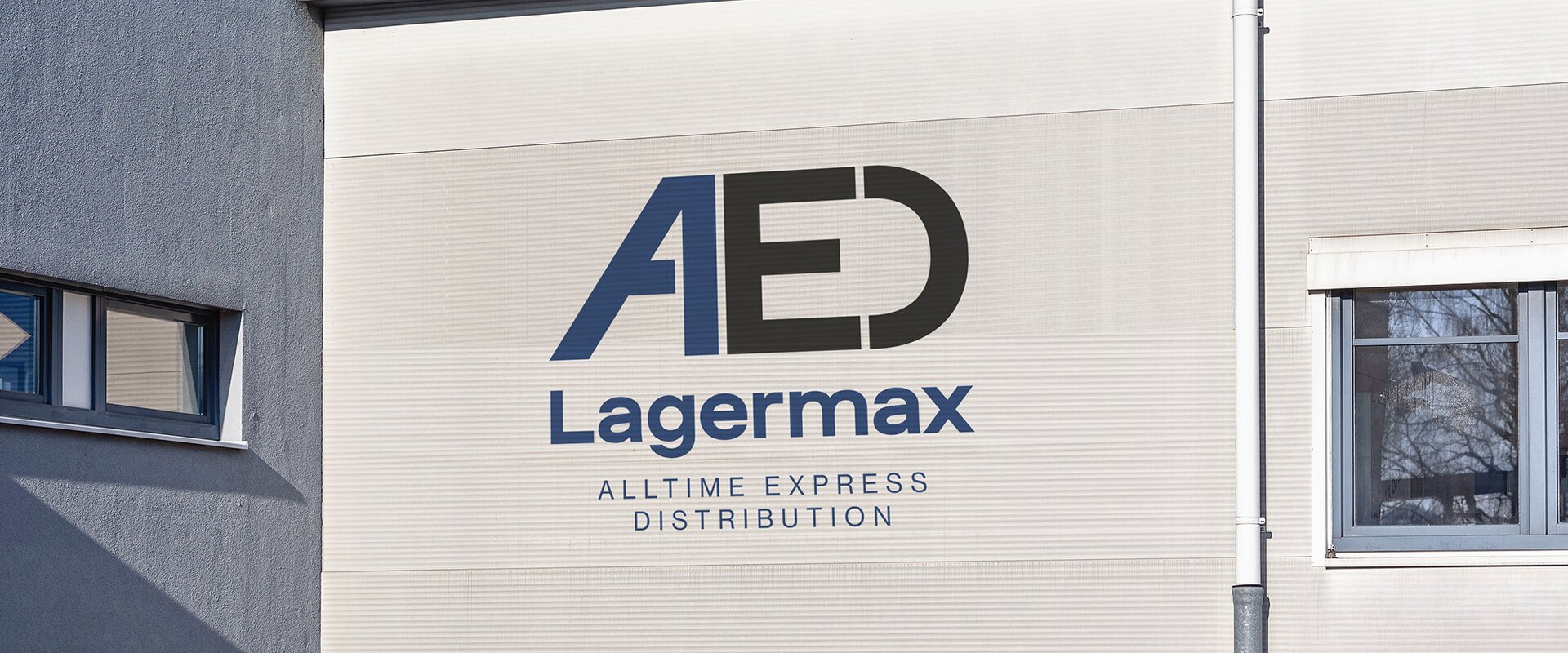 Die AED Zentrale mit ausgeschriebenem Logo der Alltime Express Distribution